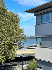 Living between the harbor and the city - Image 5