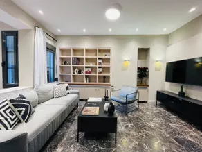 Estia Boutique Apartment - Image 2
