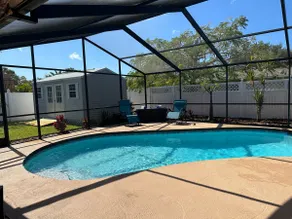 Cozy Beach House Including King Size Suite ! - Image 2