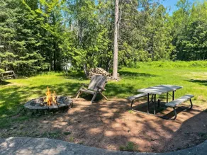Green Tree Getaway on Blockhouse Lake - Image 3