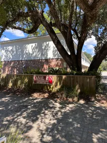 Hidden Gem with Canal View - Image 2