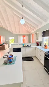The Crest - Serenity Oasis Villa - Image 4