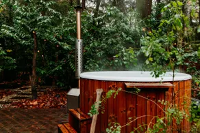 Forest house with sauna - Image 3