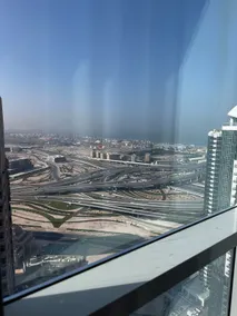 Stylish Studio Apartment in JLT With Lake Views! - Image 2