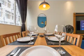 Central Apartment with Style and Perfect Location - Image 4