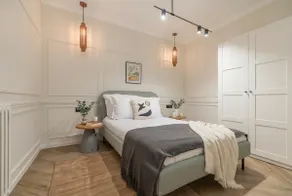Chic 2BR Suite by Champs-Élysées - Image 5