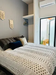 Victoria House near Malecón · A/C + WiFi + Beach - Image 3