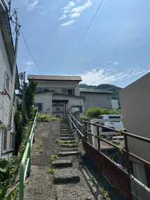 Hilltop Inn: A house on a hill overlooking Hakodate Port, Hakodate Ropeway Station and tourist attractions within walking distance - Image 2