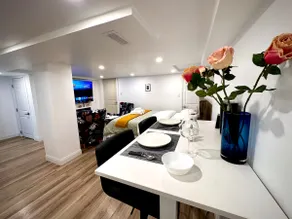 Luxurious PVT Studio Near Fairview mall & Airport - Image 2