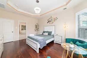 Lavish Richmond Home | 4BR/3.5BA • Movie Suite - Image 4