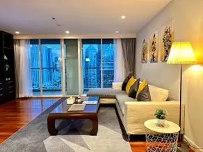 Stunning Corner! 7 min to Skytrain, Lumpini & Siam - Image 2