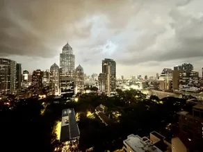 Stunning Corner! 7 min to Skytrain, Lumpini & Siam - Image 3
