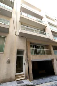 Sliema Apartment with Seaviews - Image 3