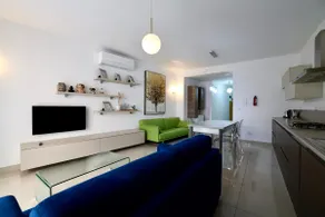 Sliema Apartment with Seaviews - Image 4