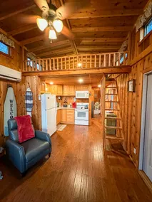 Suwannee River Hide Away Cabin - Image 3
