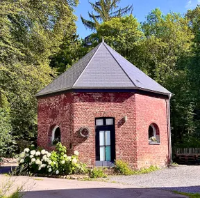 Petit Château - Image 2