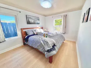 2BR ｜King Bed ｜Exclusive Parking｜Walk to Grocery - Image 3