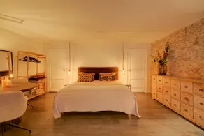 Spacious apartment in the ' pijp ' - Image 5