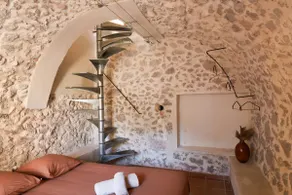 Rosemary | Guest House on Domaine de La Parette - Image 5