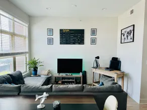 Comfortable Stay Near Downtown & Deep Ellum - Image 3