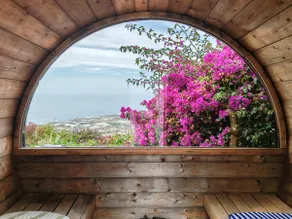 Boutique Country Escape: Jacuzzi & Ocean+Mtn Views - Image 2