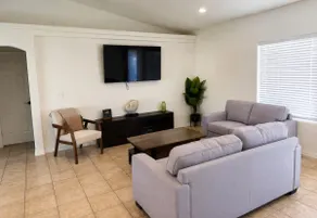 Haus mit 3 Schlafzimmern + Casita mit Spielzimmer und Etagenbetten - Image 5
