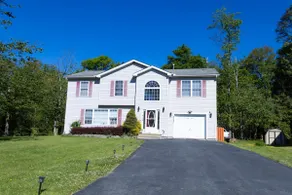 Majestic Villa at Pocono/Kalahari/HotTub/Game Rm - Image 4