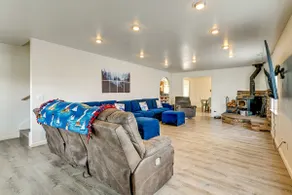 Crescent City Home w/ Hot Tub: Half-block to Beach - Image 3