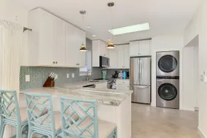 Renovated 2bed /2 bath North End, beach 2 min walk - Image 4