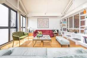 Air-Conditioned Exclusive Lux 3-Bedroom Loft - Image 2