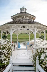 Sugar Ranch, peaceful horse farm and pond retreat. - Image 2