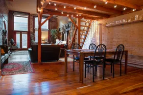 Historic loft in Pioneer Square - Image 4