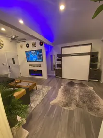 Elliott’s hideout - Image 2