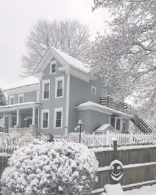 Berkshire House Stay-5bed/5bath-Summer-Fun - Image 2