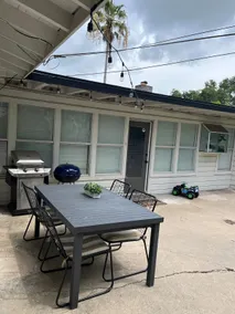 Large Space| Game Room| BBQ| 10 min Drive Downtown - Image 5