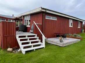 Small, older, cozy cottage near the beach - Image 3