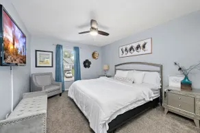 KC-Area Stay | Near Lakes & Trails • Fast Wi-Fi - Image 2