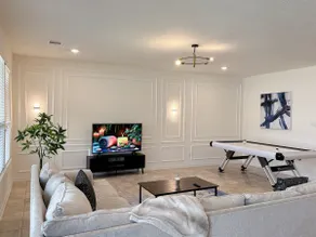Spacious Cozy House in Richmond w/4BR 2Bath - Image 2