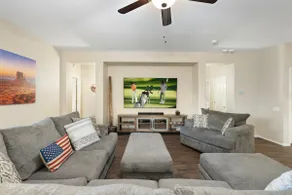 3BR Phoenix Oasis. Private Pool, Fire Table & Desk - Image 2