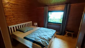Quiet wooden house in the forest - Image 2