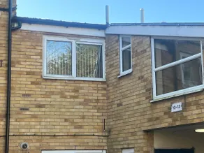 Modern 1-Bed Flat Near Northampton General Hopital Town Centre & M1 - Image 2