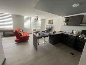 Centrally located and comfortable loft - Image 5