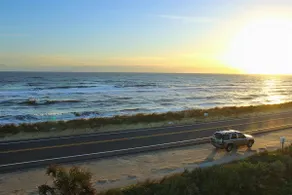Stunning Ocean Views, Sleeps 10, New Build, Beach! - Image 3
