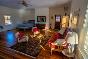 Timeless Studio Apartment at the Old Firehouse - Image 3