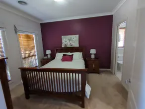 Executive Townhouse - Albury - Image 3