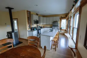 Guest House on Homestead near Floyd/Blacksburg - Image 4
