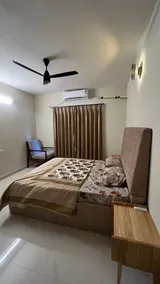 Luxury stay with amenities - Image 5