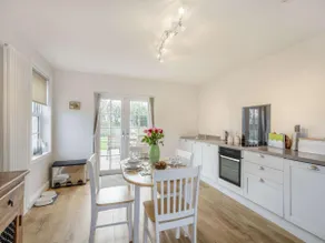 2 Bed in Ayr- oc-90039 - Image 4