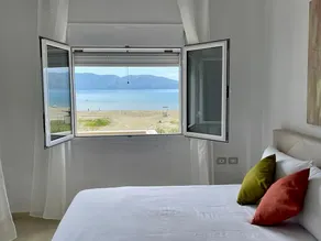 Your seafront home - Image 2