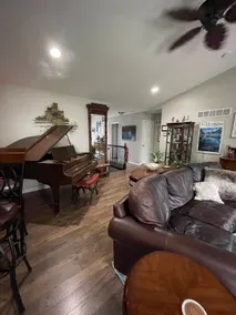 Home Retreat - Cozy Neighborhood - Image 2